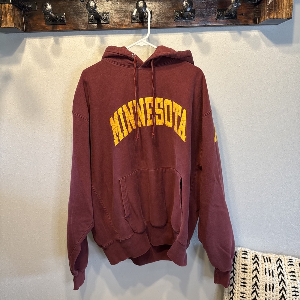 Minnesota Embroidered‎ Hoodie Burgundy ?XXL 29" Pit to Pit | MSRP = $60